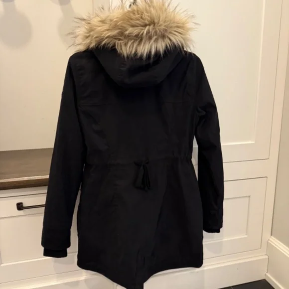Abercrombie & Fitch Winter Parka - Picture 6 of 10